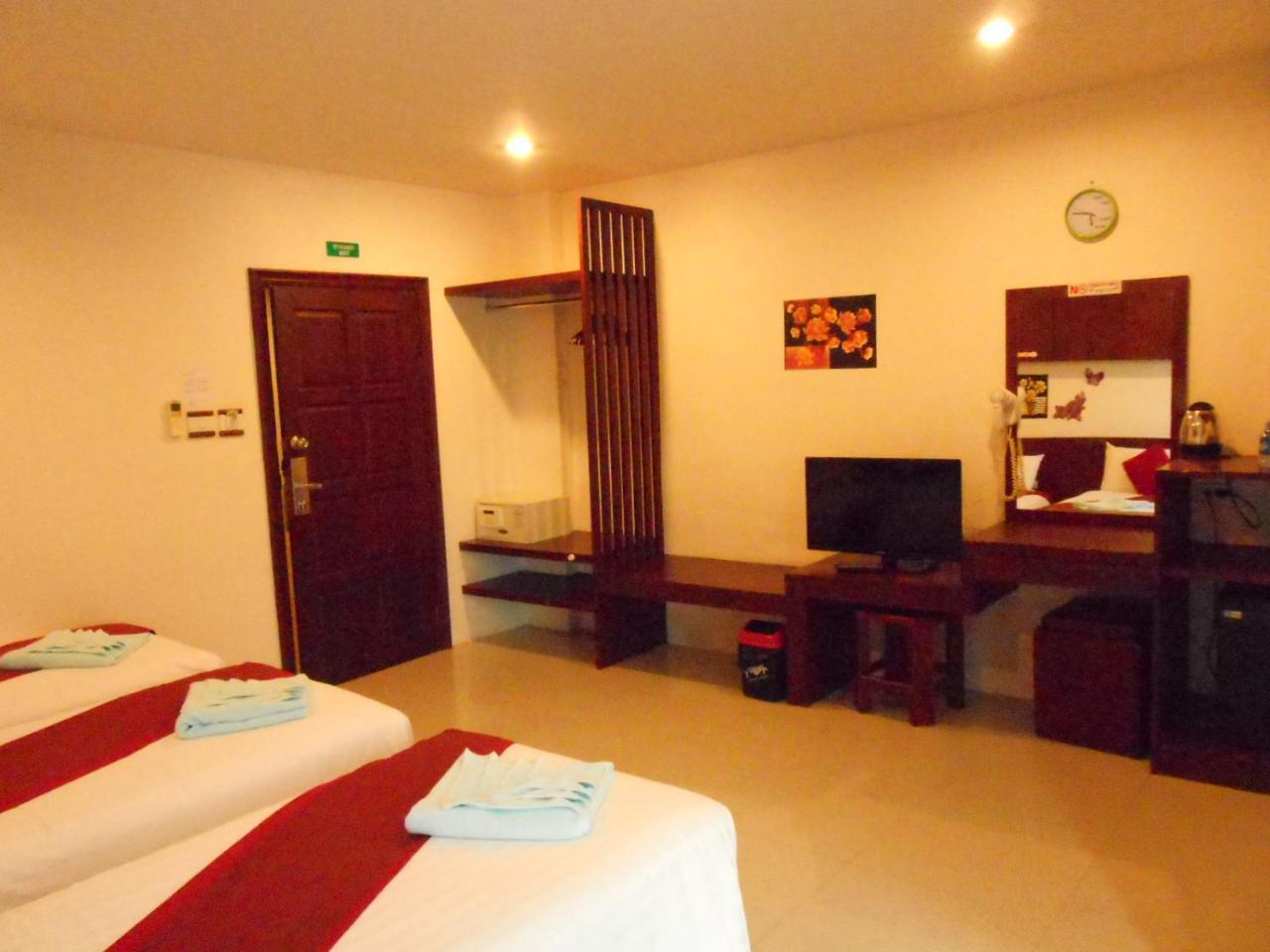 7 Sky Residency Hotel Patong Eksteriør billede